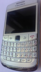 Blackberry 9780 белый-4.jpg