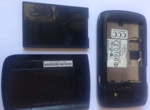 Blackberry 9780 черный-3.jpg